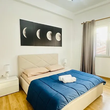 Central Tirana Villa 4 Min Walk To Skanderbeg Square * Tirana