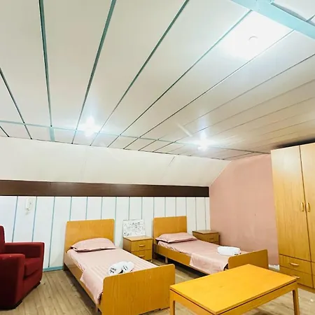 Central Tirana Villa 4 Min Walk To Skanderbeg Square *
