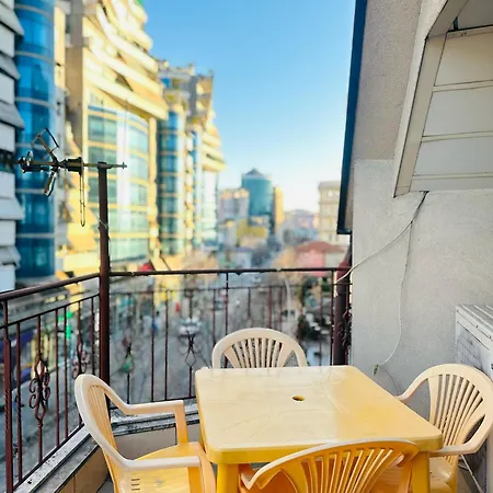 Families Or Friends 24-7 Selfcheck In Appartamento